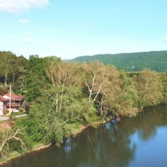 Lazy Bass Lodge