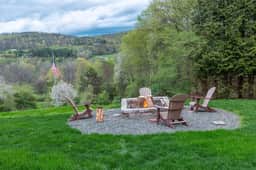 Lazy Bear Lodge