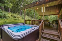 Maple Hill Lodge