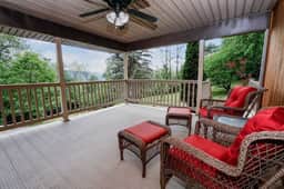Maple Hill Lodge