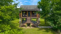 Creekside Cabin