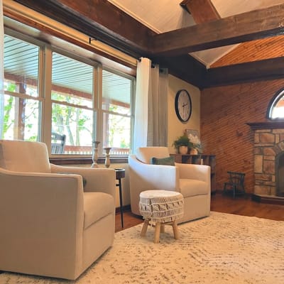 Lazy Bass Lodge