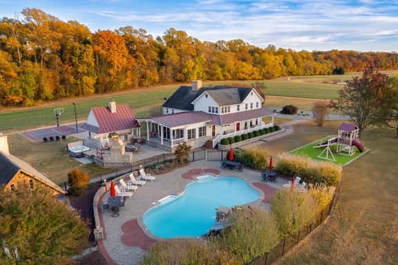Saybrook Hall - Image 1