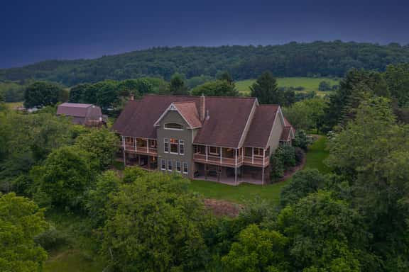 Walker Lake Lodge - Image 1