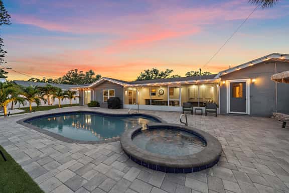 Moonlight Villa - Image 1