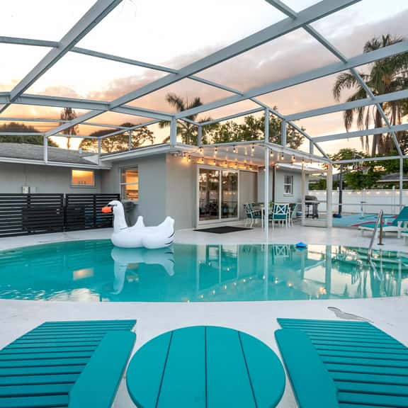 Royal Palms Oasis - Image 1