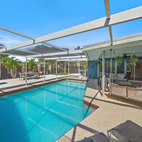Sea Pointe - Image 1