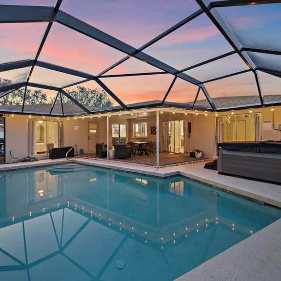 Breezemont Bungalow - Image 1