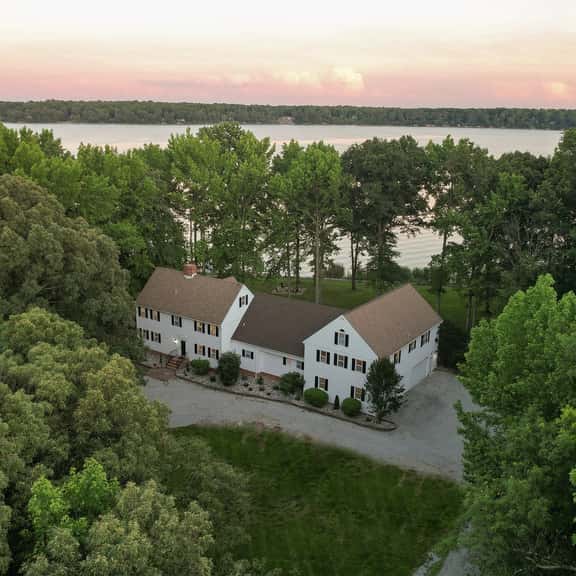 Chesapeake Point - Image 1