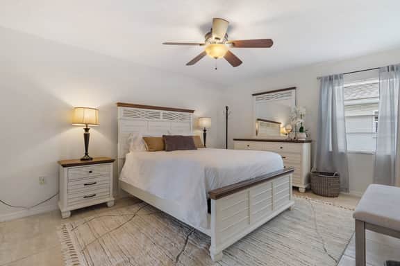 Honey Glow Bungalow