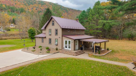 Bald Eagle Lodge