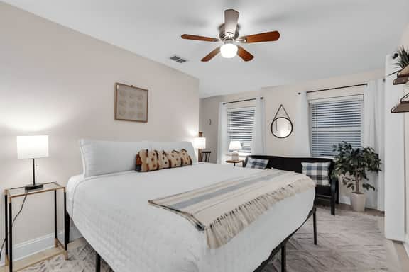 Lakeview Oasis