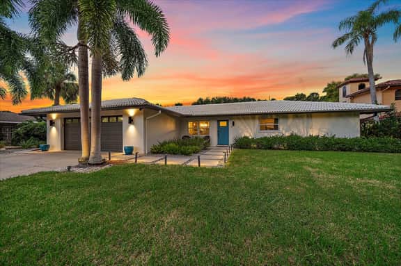 Surfside Villa