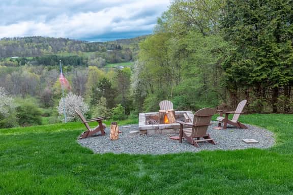 Lazy Bear Lodge