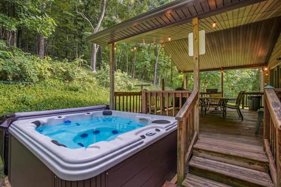 Maple Hill Lodge