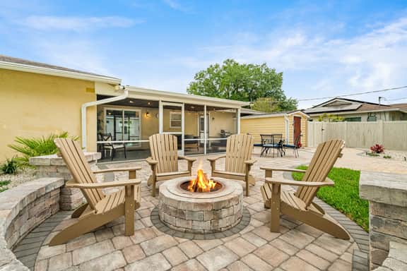 Honey Glow Bungalow - Image 3