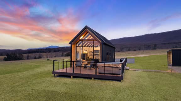Blue Ridge Mini Lux Retreat 1