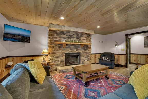 Mountainside Cabin