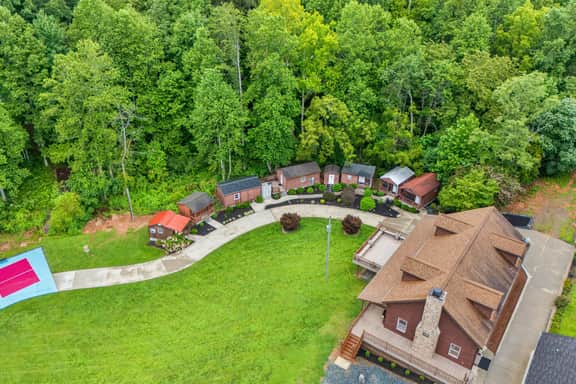 Weaverville Cabin - Image 2