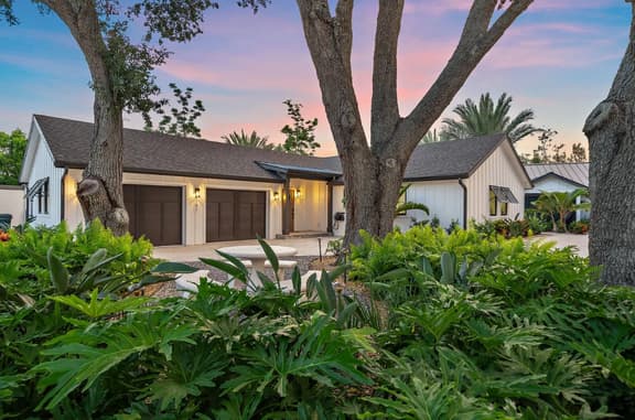 Legacy's Palm of Paradise