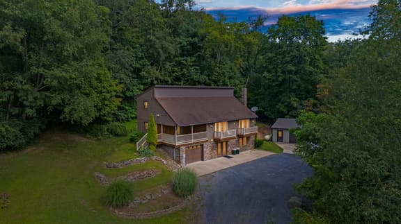 Maple Hill Lodge