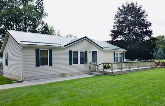 Lake Escape Cottage