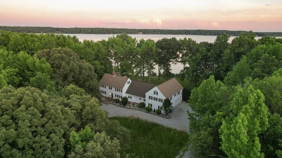 Chesapeake Point