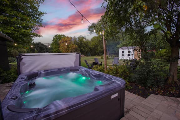 Home In Paradise - Image 1