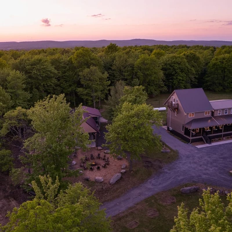 Adventure Oak Lodge